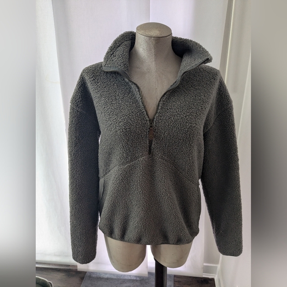 Grey pull over fleece - Picture 1 of 4